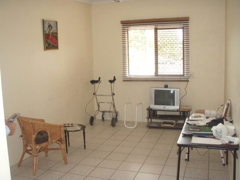 3 Crane St, Kepnock QLD 4670