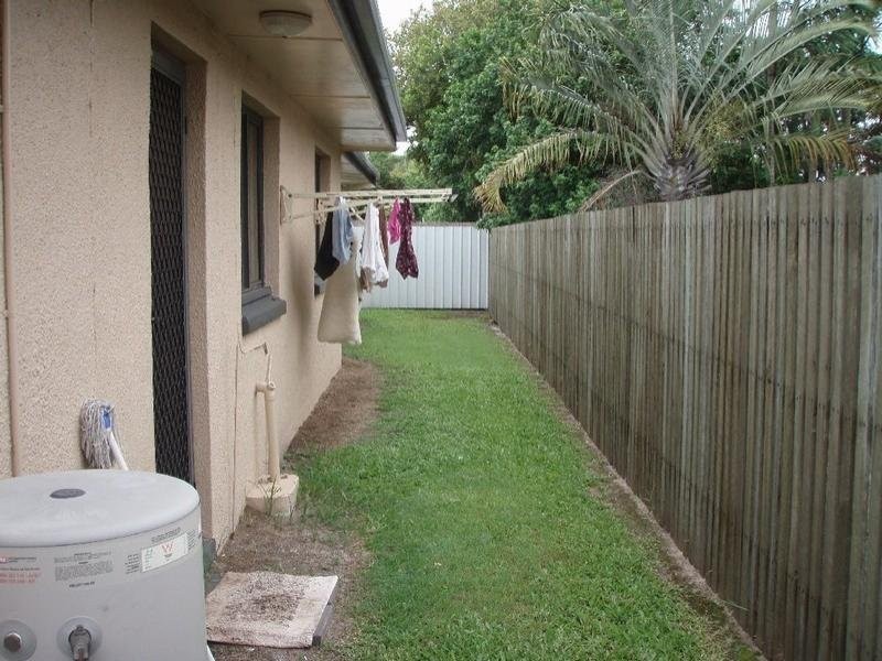 3 Crane St, Kepnock QLD 4670