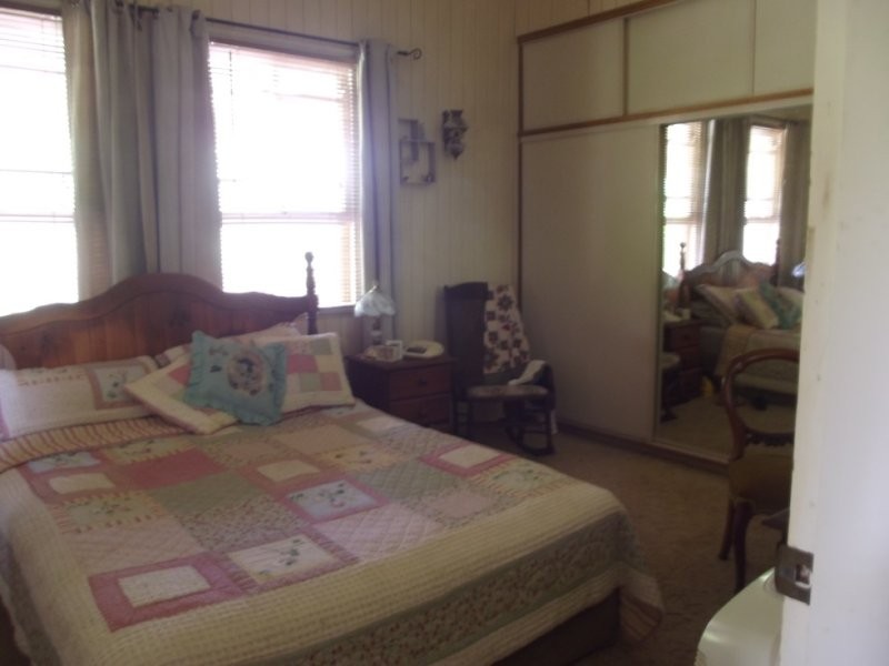 349 Transmitter Rd, Charlestown QLD 4608