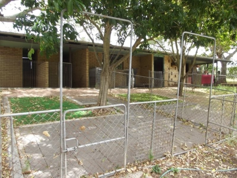 349 Transmitter Rd, Charlestown QLD 4608
