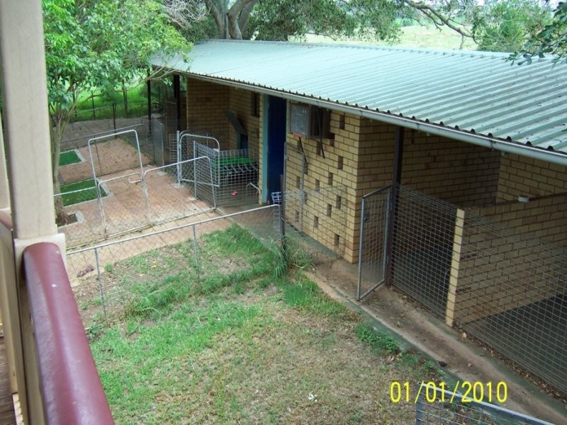 349 Transmitter Rd, Charlestown QLD 4608
