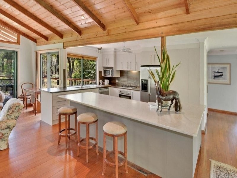 86 Wooleys Rd, Glass House Mountains QLD 4518