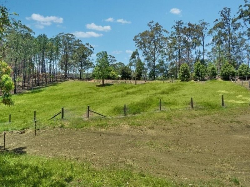 86 Wooleys Rd, Glass House Mountains QLD 4518