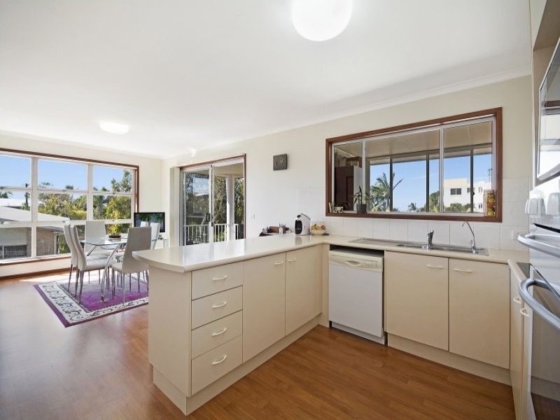 11 Queen Street, Moffat Beach QLD 4551