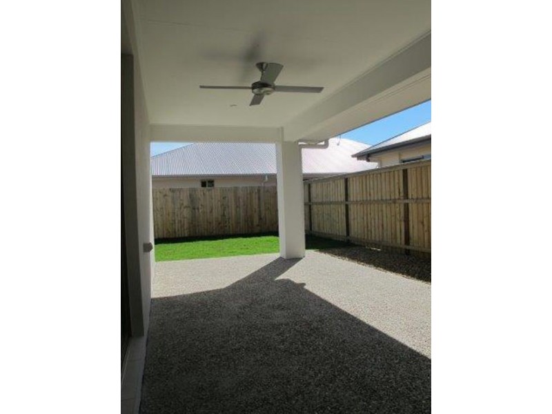 69 Soveriegn Circuit, Pelican Waters QLD 4551