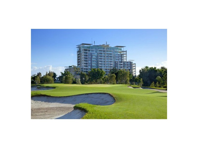 69 Soveriegn Circuit, Pelican Waters QLD 4551