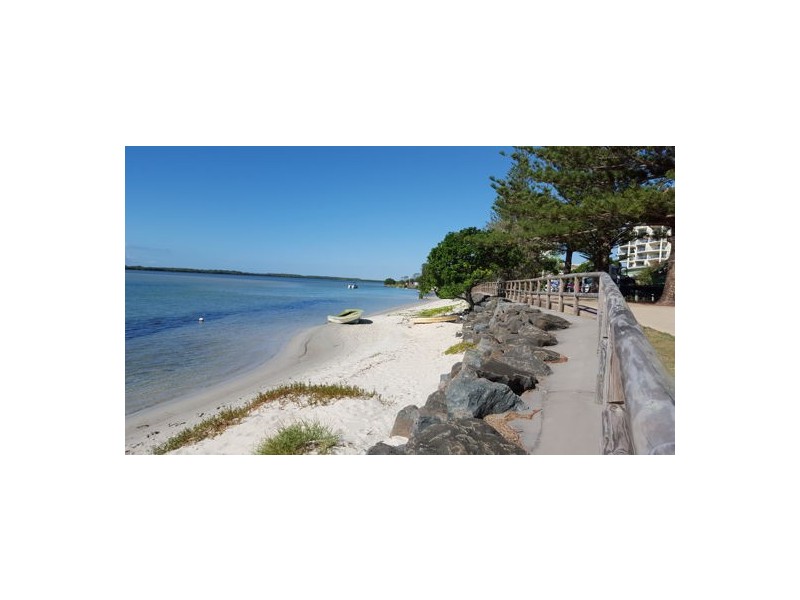 18 Hume Street, Golden Beach QLD 4551