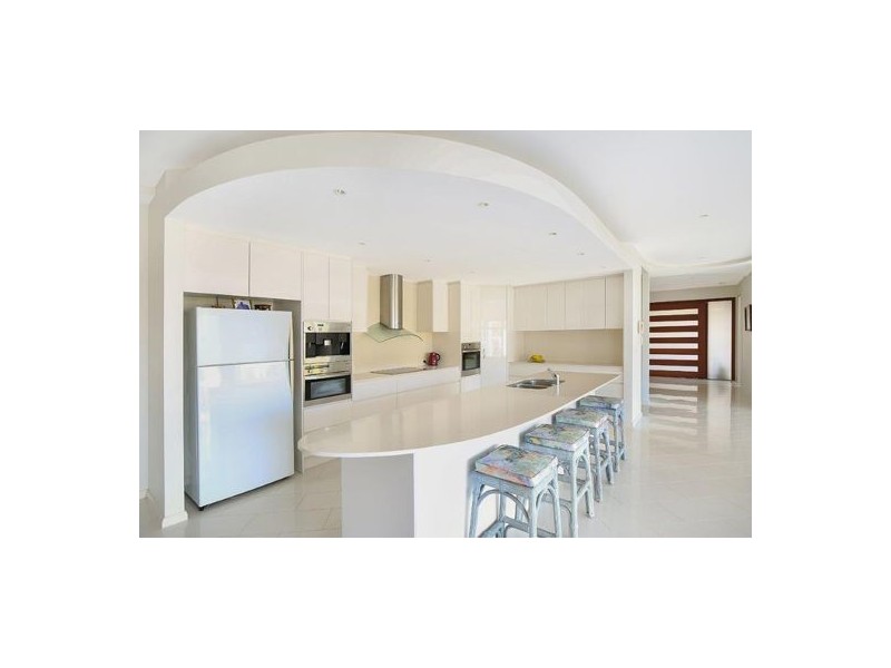 17 Hartley Crescent, Pelican Waters QLD 4551