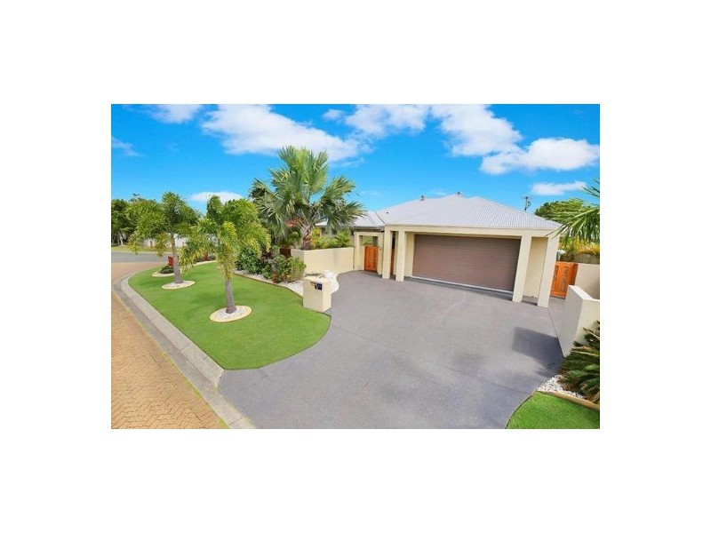 17 Hartley Crescent, Pelican Waters QLD 4551