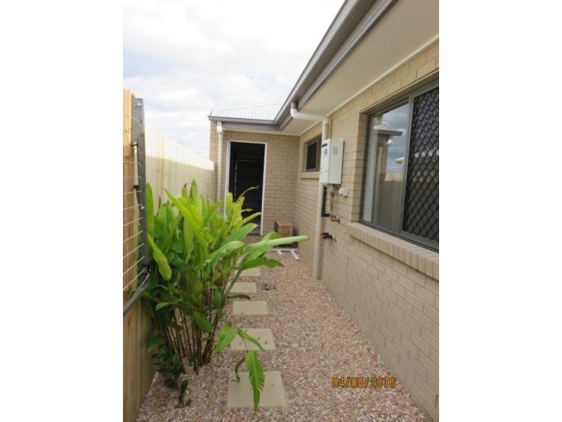 59 Springs Drive, Little Mountain QLD 4551