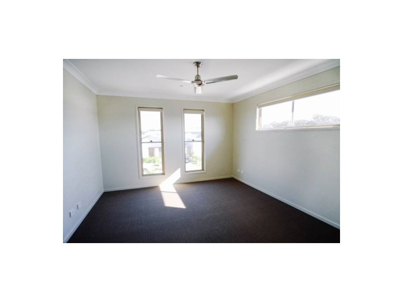 3 Promontory Street, Birtinya QLD 4575