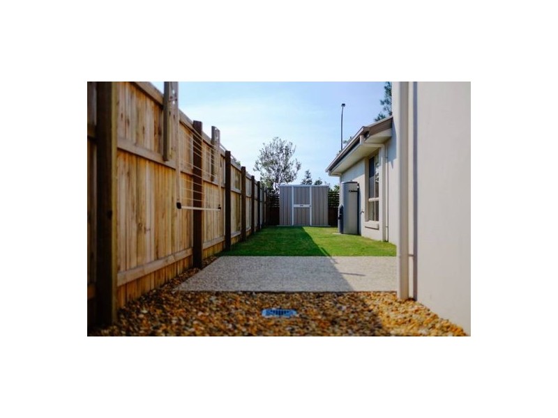 3 Promontory Street, Birtinya QLD 4575