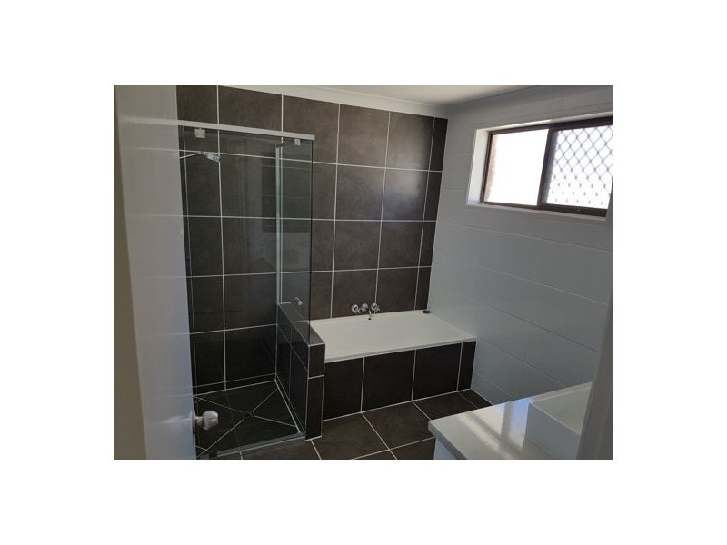 28 Currong St, Minyama QLD 4575