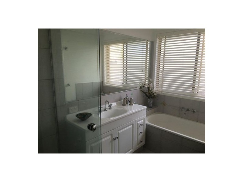 3 Plimsol Court, Wurtulla QLD 4575