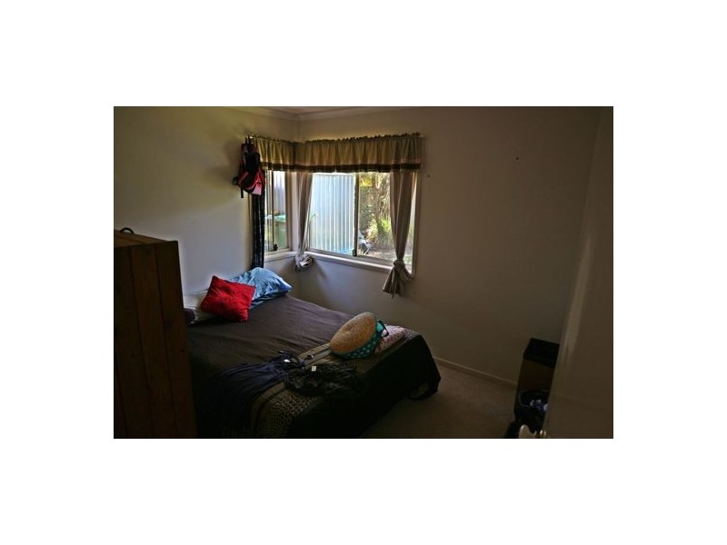 28 Lakeshore Drive, Little Mountain QLD 4551