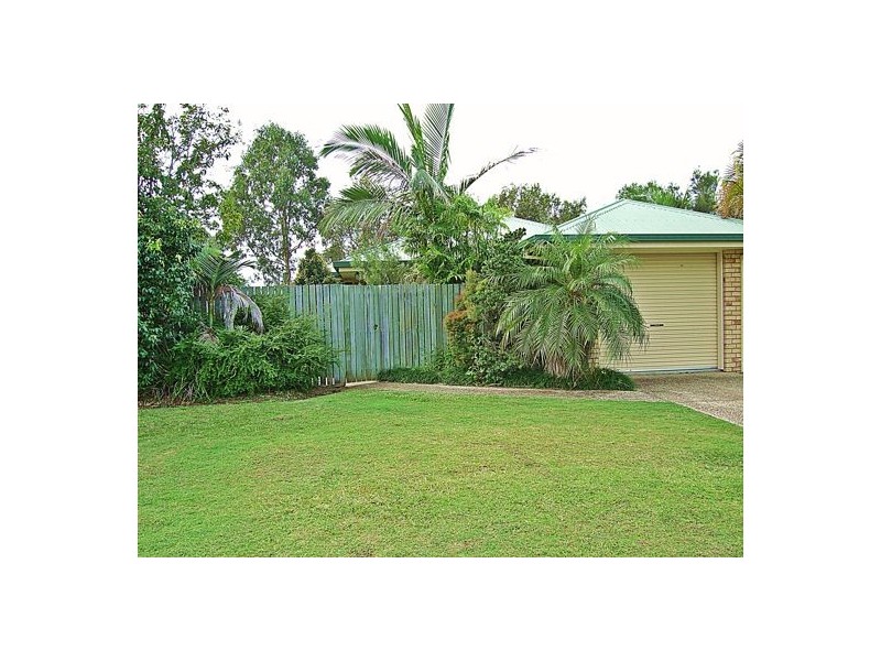 28 Lakeshore Drive, Little Mountain QLD 4551