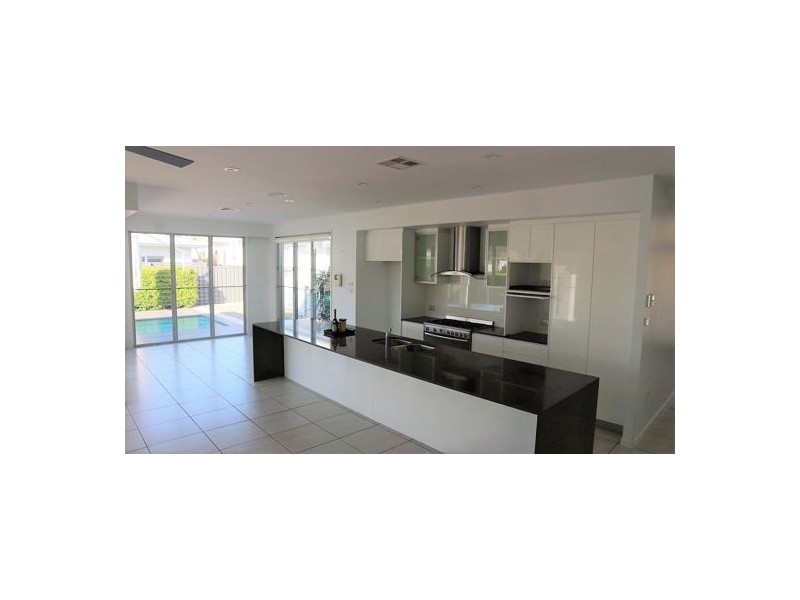 16 Mizzen Place, Wurtulla QLD 4575