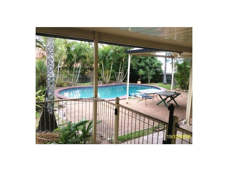 16 Sunningdale Avenue, Rochedale South QLD 4123