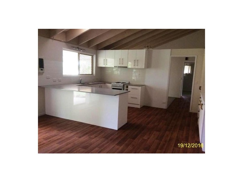 16 Sunningdale Avenue, Rochedale South QLD 4123