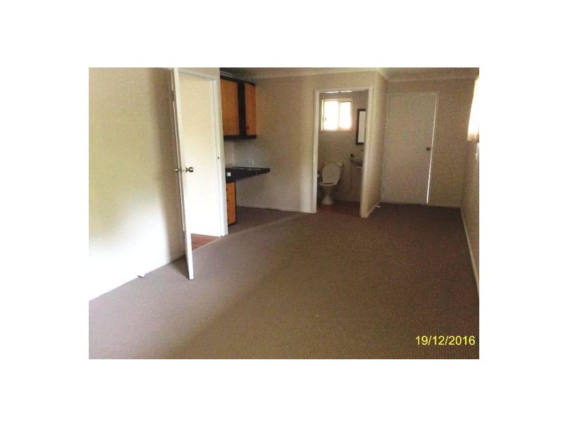 16 Sunningdale Avenue, Rochedale South QLD 4123