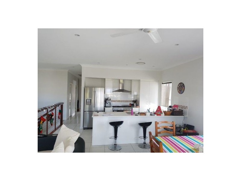 25 Cable Crescent, Mountain Creek QLD 4557