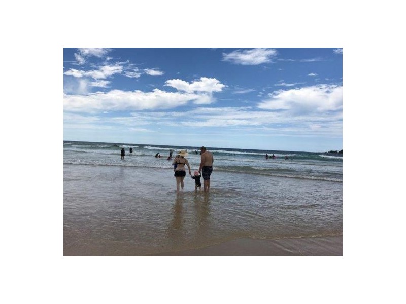 45 Kowonga St, Pacific Paradise QLD 4564
