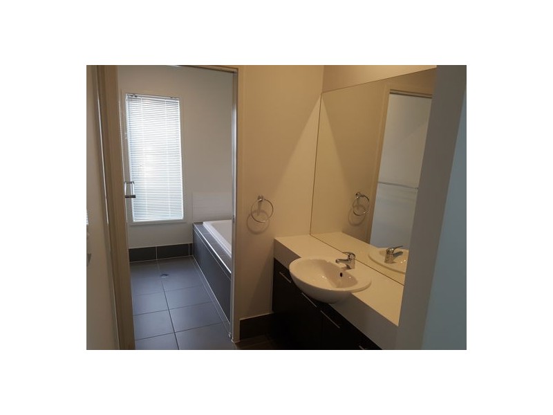 10 Viridian Circuit, Birtinya QLD 4575