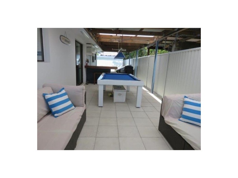 21 Kookaburra Cresent, Bokarina QLD 4575