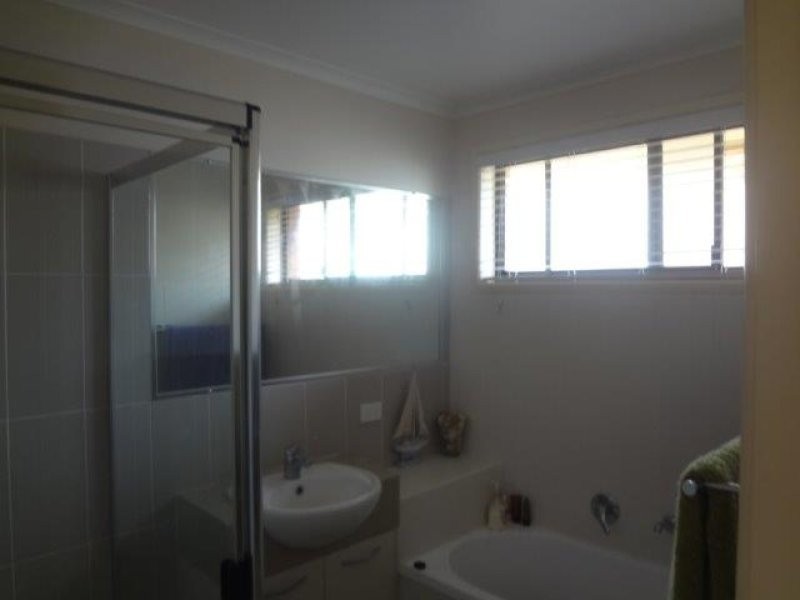 33 Pretella Street, Wurtulla QLD 4575