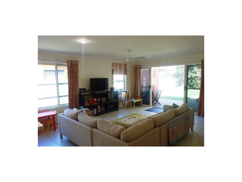 27 Lilac Crescent, Currimundi QLD 4551