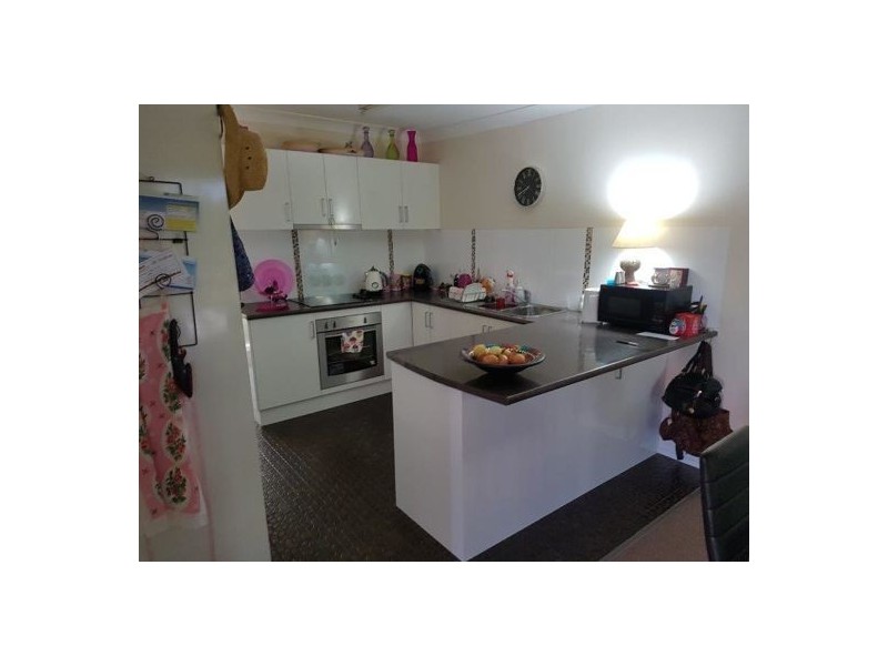 1/23 Beerburrum st, Battery Hill QLD 4551