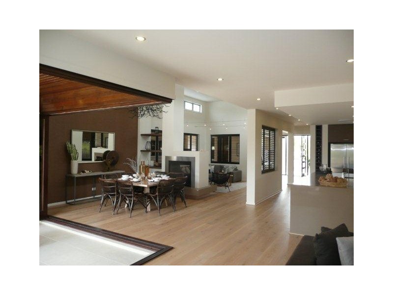 4 Feather Court, Birtinya QLD 4575