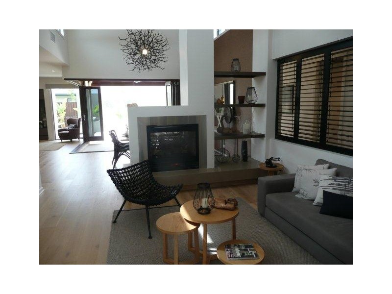 4 Feather Court, Birtinya QLD 4575