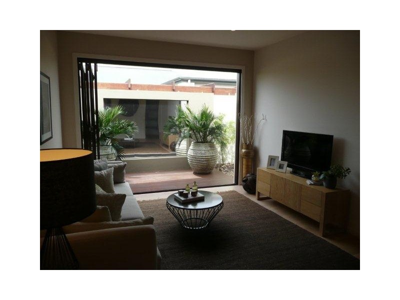 4 Feather Court, Birtinya QLD 4575