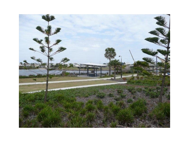 4 Feather Court, Birtinya QLD 4575