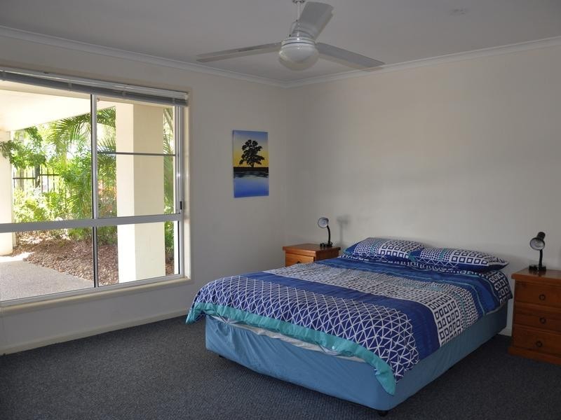18 Rumbalara Avenue, Rainbow Beach QLD 4581