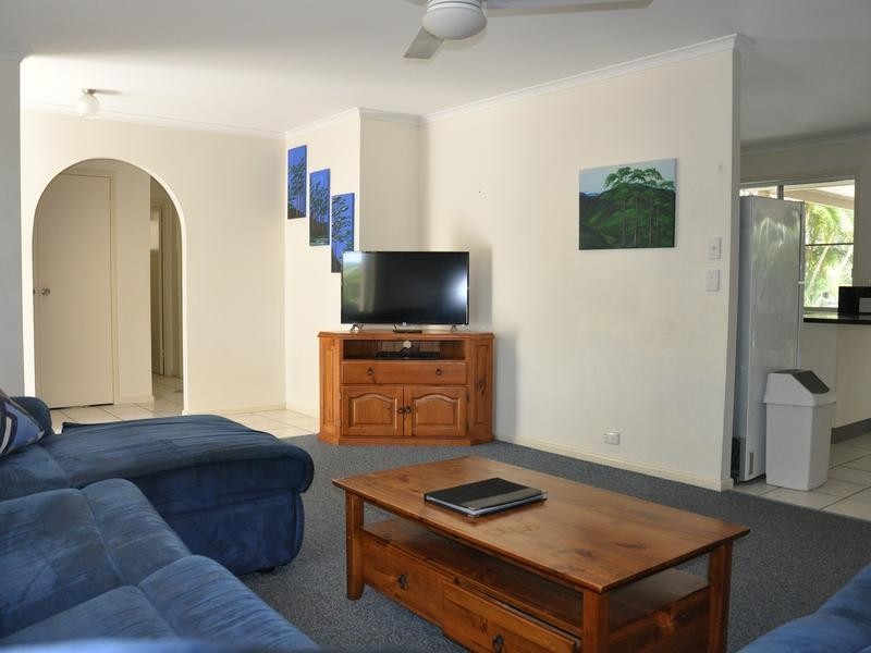 18 Rumbalara Avenue, Rainbow Beach QLD 4581