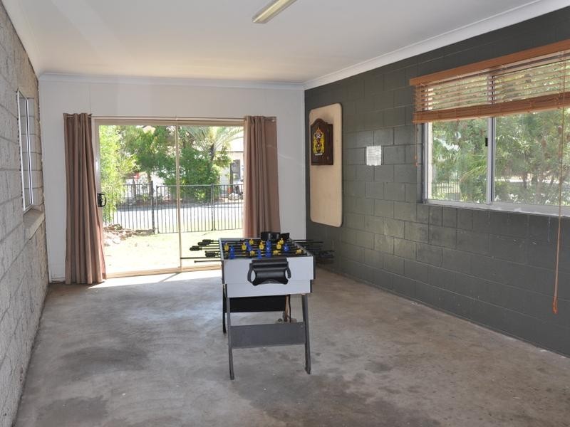 1 Larapinta Court, Rainbow Beach QLD 4581
