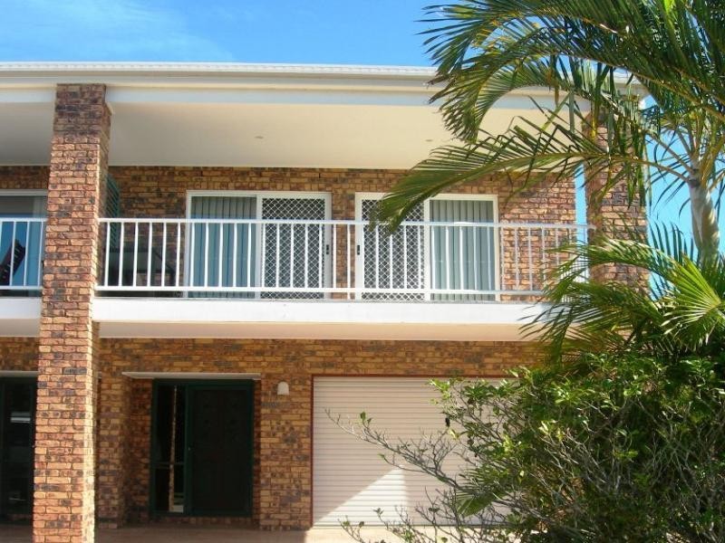 1/48 Manooka Drive, Rainbow Beach QLD 4581