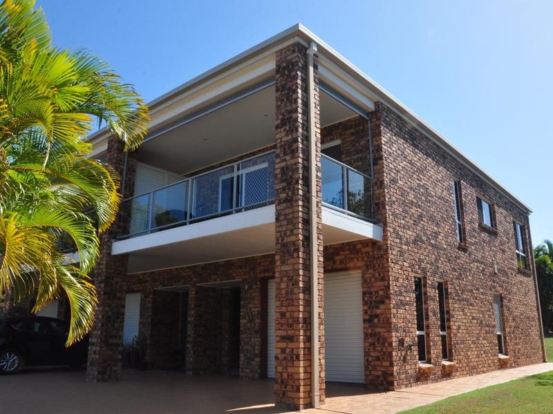 1/48 Manooka Drive, Rainbow Beach QLD 4581