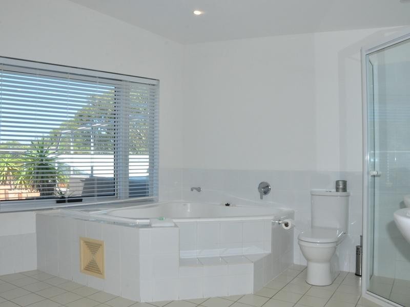 4/101-103 Cooloola Drive, Rainbow Beach QLD 4581