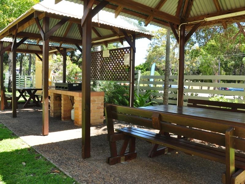 22/2-4 Double Island Drive, Rainbow Beach QLD 4581