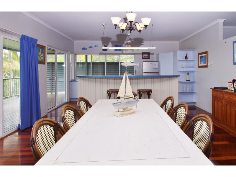 17 Coora Court, Rainbow Beach QLD 4581