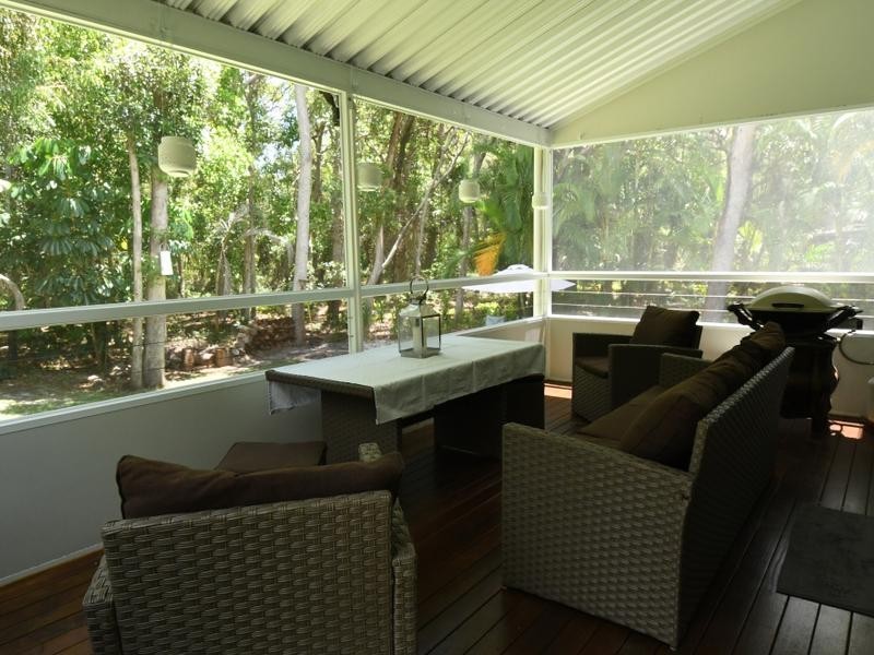 6 Belle Court, Rainbow Beach QLD 4581