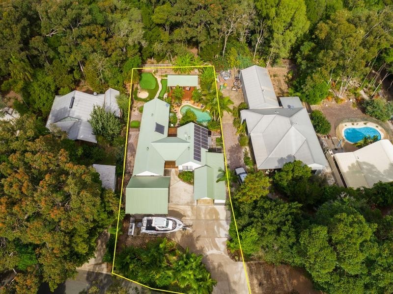 11 Satinwood Drive, Rainbow Beach QLD 4581