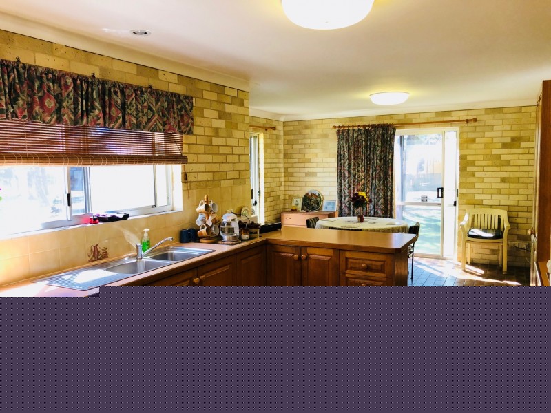 9 Kurana Street, Rainbow Beach QLD 4581