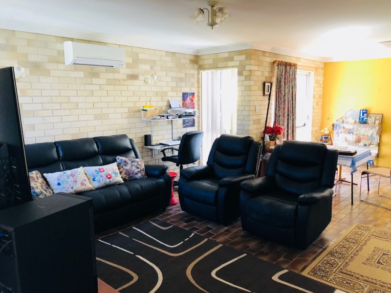 9 Kurana Street, Rainbow Beach QLD 4581