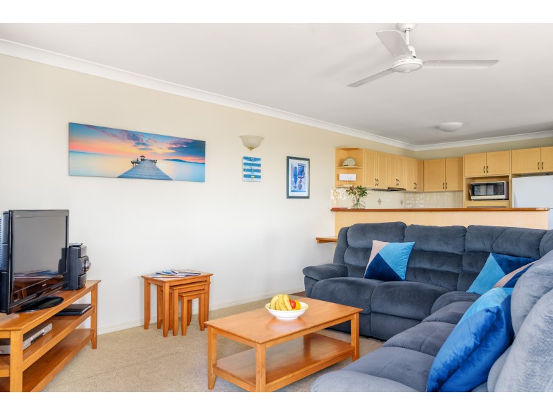 2/80 Cooloola Drive, Rainbow Beach QLD 4581