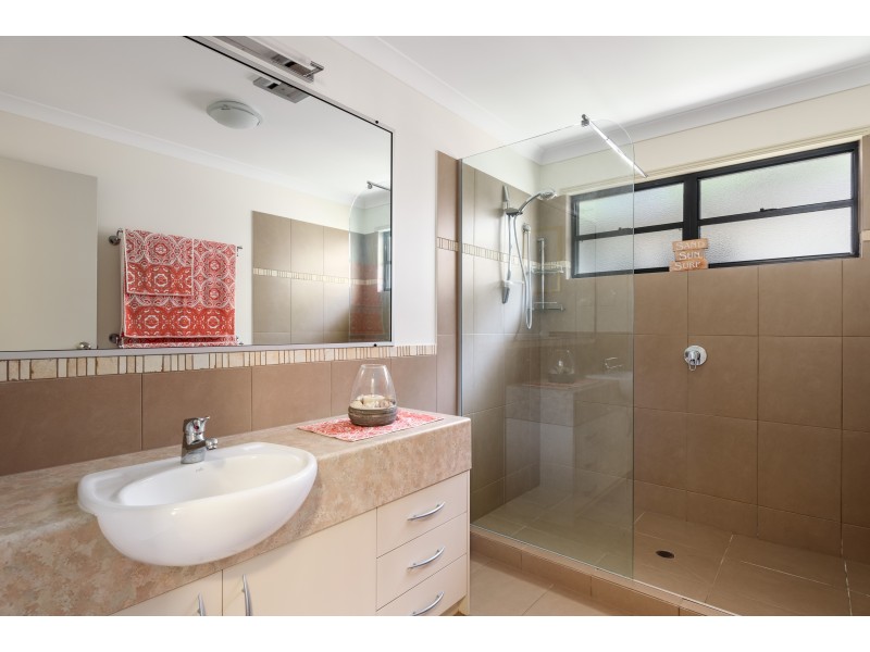 10 Satinwood Drive, Rainbow Beach QLD 4581