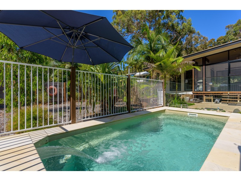 10 Satinwood Drive, Rainbow Beach QLD 4581